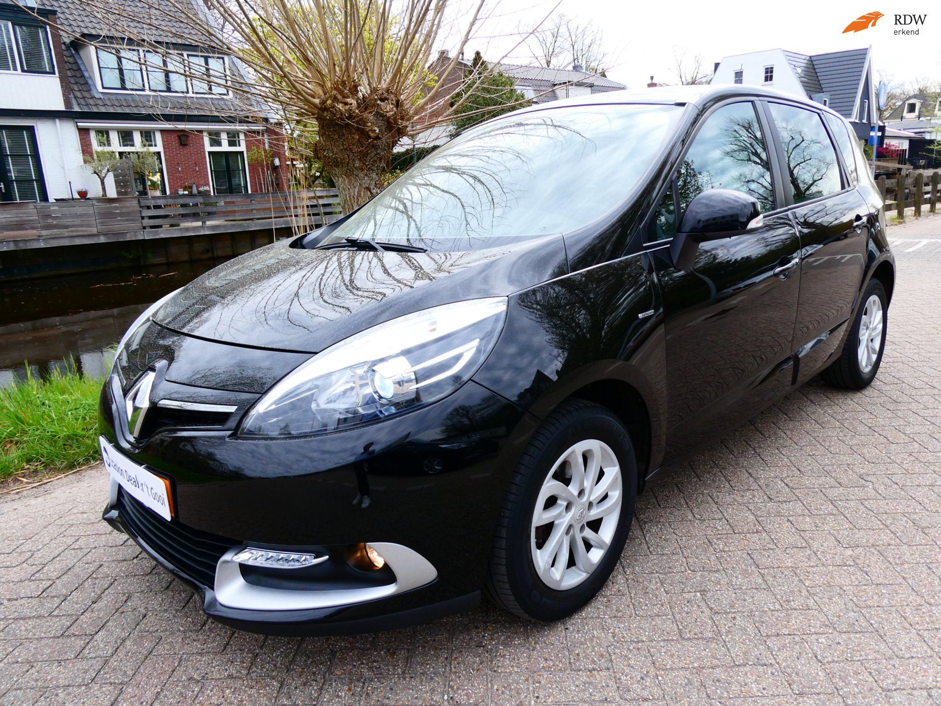 Renault Scénic 1.2 TCe 116pk Clima Cruise LED PDC Trekhaak, Voorwielaandrijving, Euro 5, Stof, 1295 kg