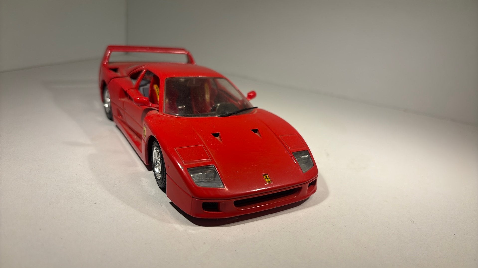 Ferrari f40 Bburago 1.24, Hobby en Vrije tijd, Modelauto's | 1:43, Overige merken, Auto, Ophalen of Verzenden, A