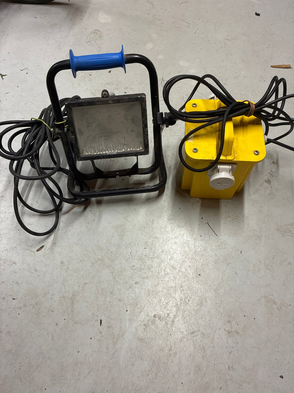 Bouwlamp met transformator - Gebruikt, Ophalen, Gebruikt, Minder dan 50 watt, Lamp met armatuur