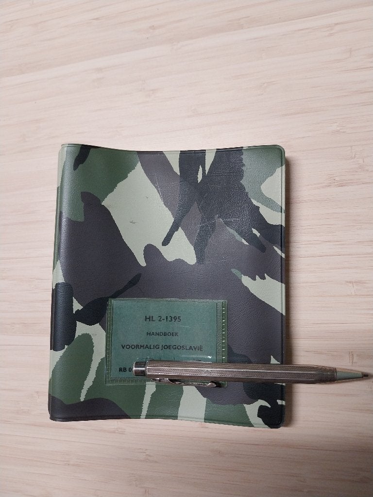 Handboek Voormalig Joegoslavie HL 2-1395, Ophalen of Verzenden, 1945 tot heden, Gelezen