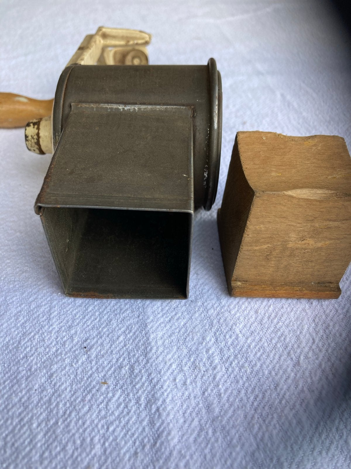 Vintage Nootmuskaatmolen met Tafelklem - Authentiek Keukenge, Verzenden