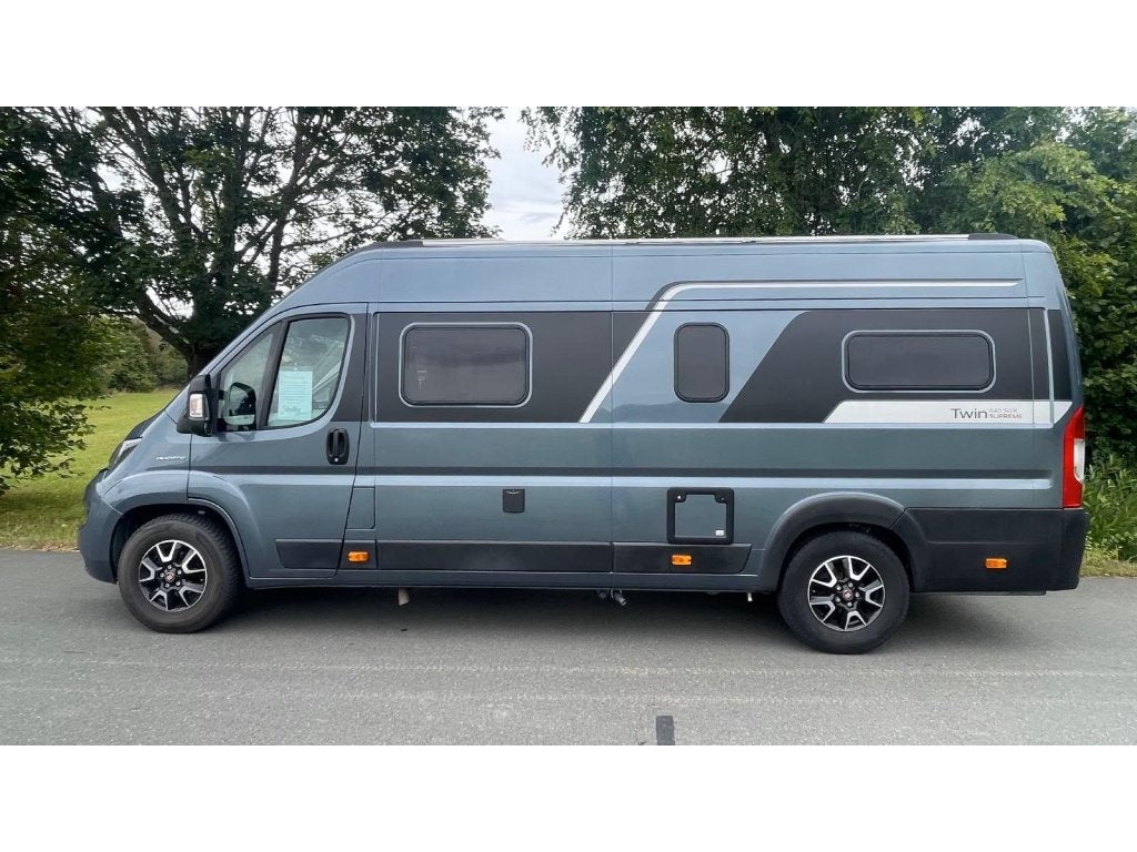 Adria Twin Supreme 640 SGX Autom-Solar-Trekhaak-NAV, Automaat, Chemisch toilet, Buscamper of Camperbus, Fiat