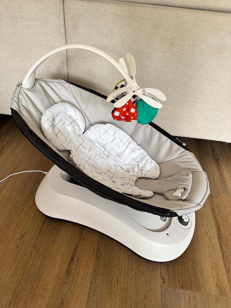 4moms Mamaroo elektrische wipstoel, Kinderen en Baby's, Wipstoeltjes, Ophalen, Gebruikt, Wipstoel