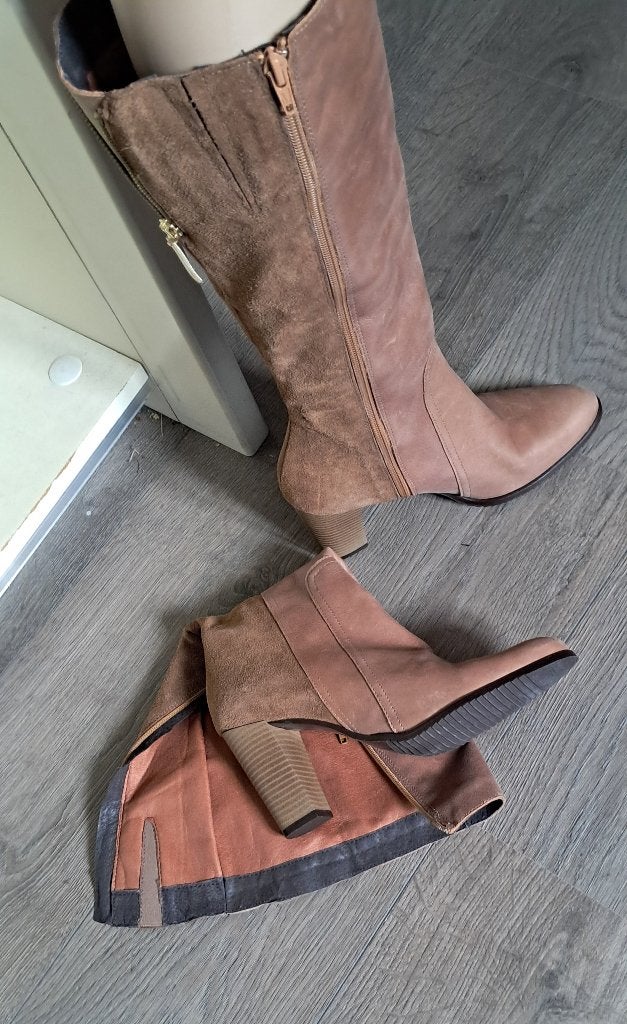 Bruine leren laarzen met hak - maat 41, Kleding | Dames, Bruin, Verzenden, Lage of Enkellaarzen, Nieuw