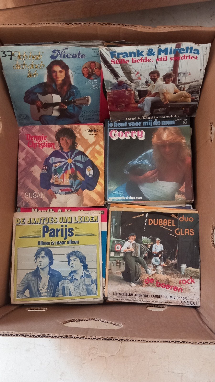 partij Single , doos met singels, Cd's en Dvd's, Vinyl | Nederlandstalig, Ophalen of Verzenden, Gebruikt, Overige formaten, Levenslied of Smartlap