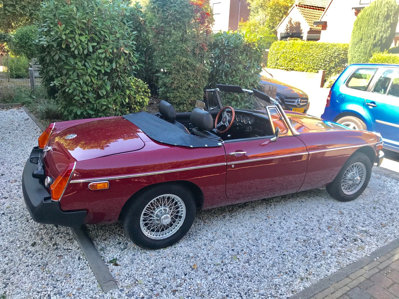 MG *b*b 1.8 Tourner 1975 Rood, B, Achterwielaandrijving, Zwart, Cabriolet