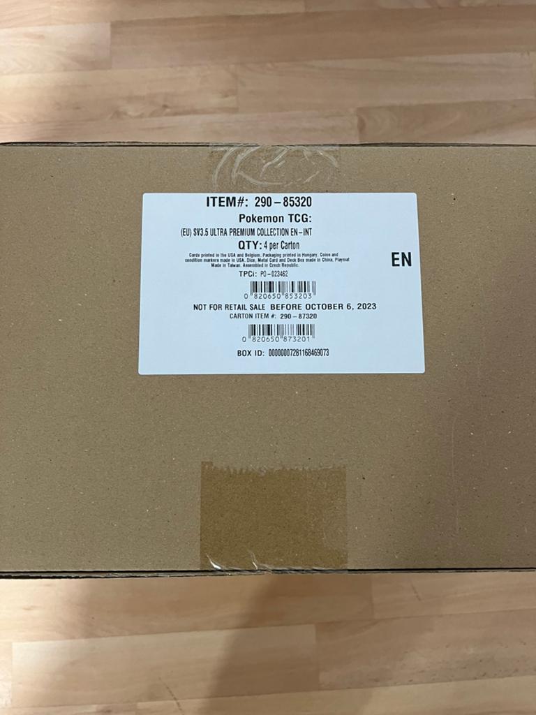 Pokémon 151 Ultra Premium Collection Case SEALED/UPC/4PC, Ophalen of Verzenden, Nieuw, Overige typen, Foil