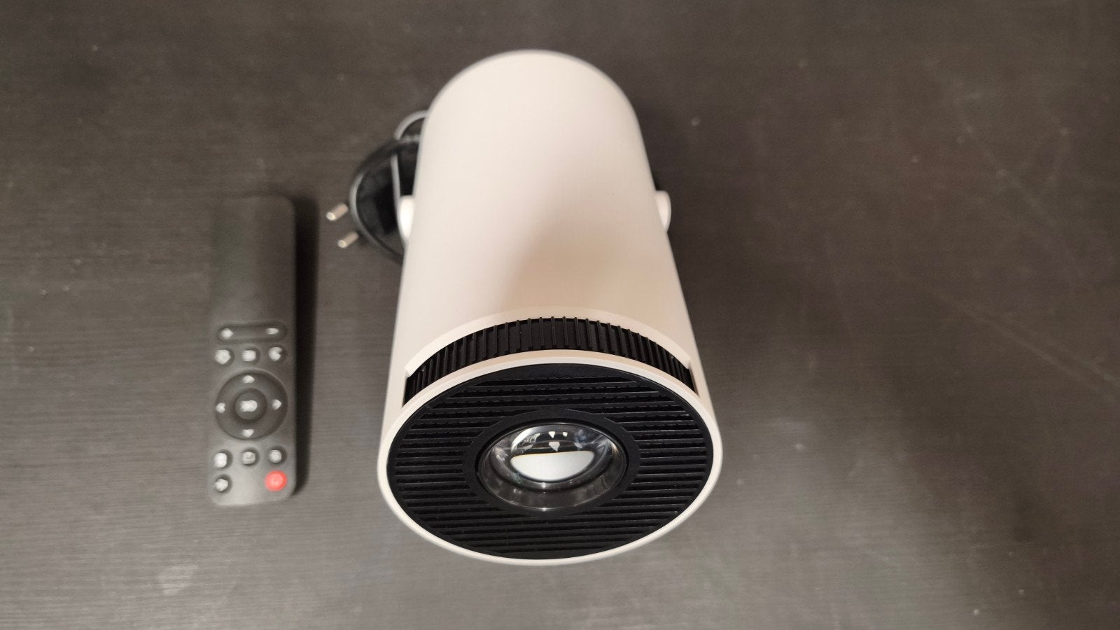 Smart Projector HY300 - Compacte en Draagbare Beamer, Smart Projector, LED, Ophalen of Verzenden, Zo goed als nieuw