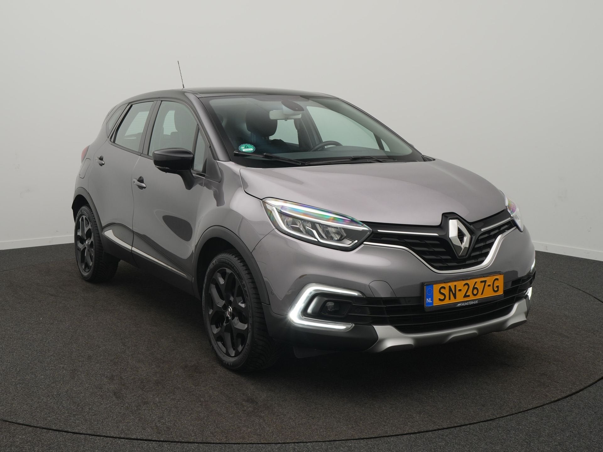 Renault Captur TCe 90 Intens - RIJKLAARPRIJS - All Seasonban, Auto's, Voorwielaandrijving, Stof, Gebruikt, 620 kg