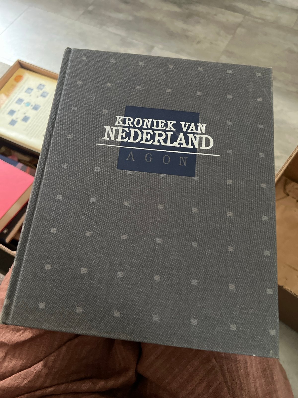 Kroniek van Nederland - Agon, Ophalen of Verzenden, 20e eeuw of later, Zo goed als nieuw
