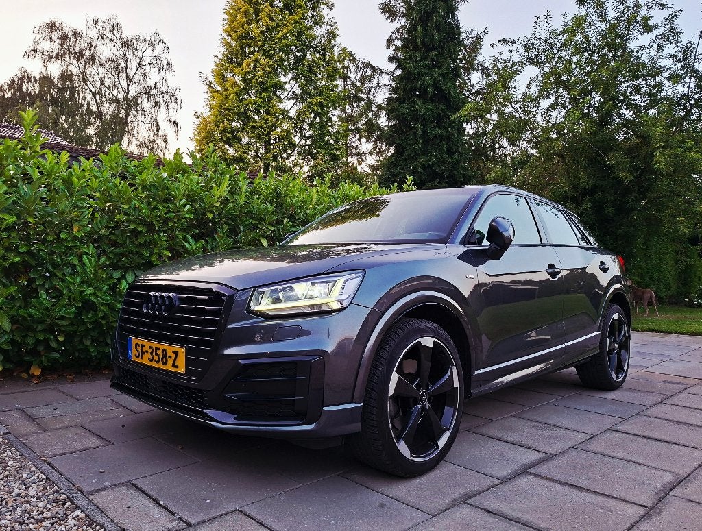 Audi Q2 1.4 Tfsi S-Line 150pk S Tronic 2018 Grijs, Auto's, Audi, 4 cilinders, Leder en Stof, Origineel Nederlands, 1395 cc