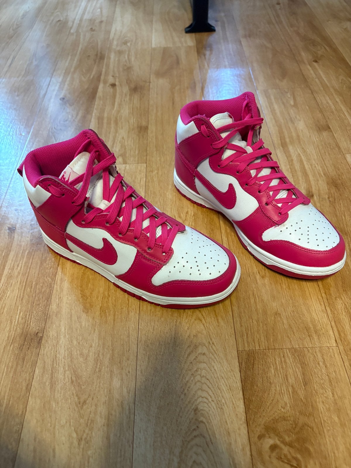 Nike Dunk High Pink Prime, Ophalen of Verzenden, Zo goed als nieuw, Roze, Sneakers of Gympen