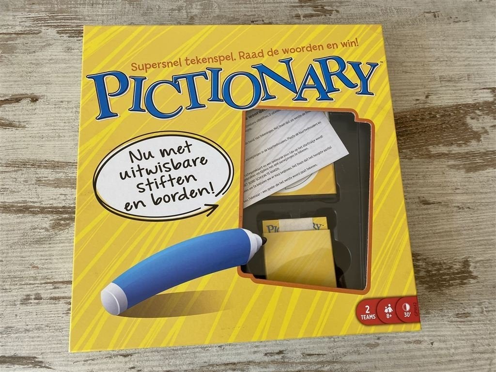 Pictionary supersnel tekenspel gele vierkante doos [s492], Verzenden, Zo goed als nieuw