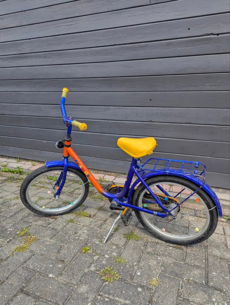 Kinderfiets 16-20 inch met bagagedrager, Fietsen en Brommers, Fietsen | Kinderfietsjes, Ophalen, Gebruikt, 16 tot 20 inch