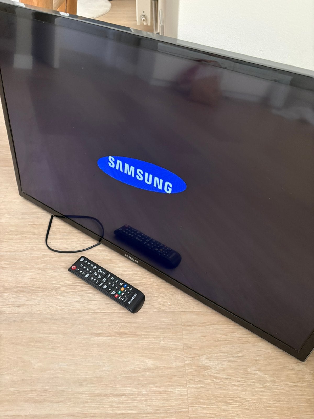 Samsung 32” tv  UE 32f4000awxxn, 50 Hz, Zo goed als nieuw, Samsung, 80 tot 100 cm