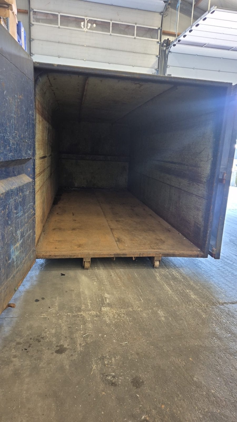 6 Opslagcontainers met haakarm en kabelopname, Ophalen
