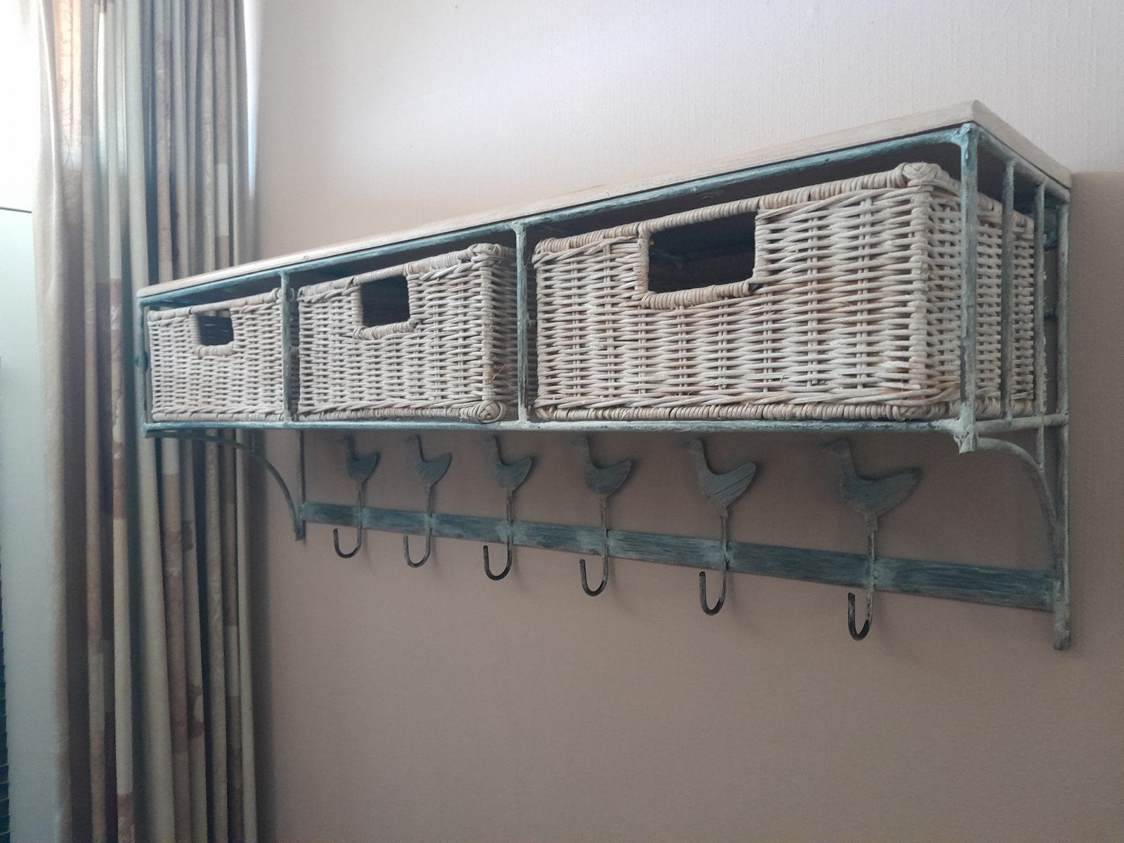 Wandkapstok met rieten manden en vogelhaken, Gebruikt, Minder dan 100 cm, Metaal, Ophalen