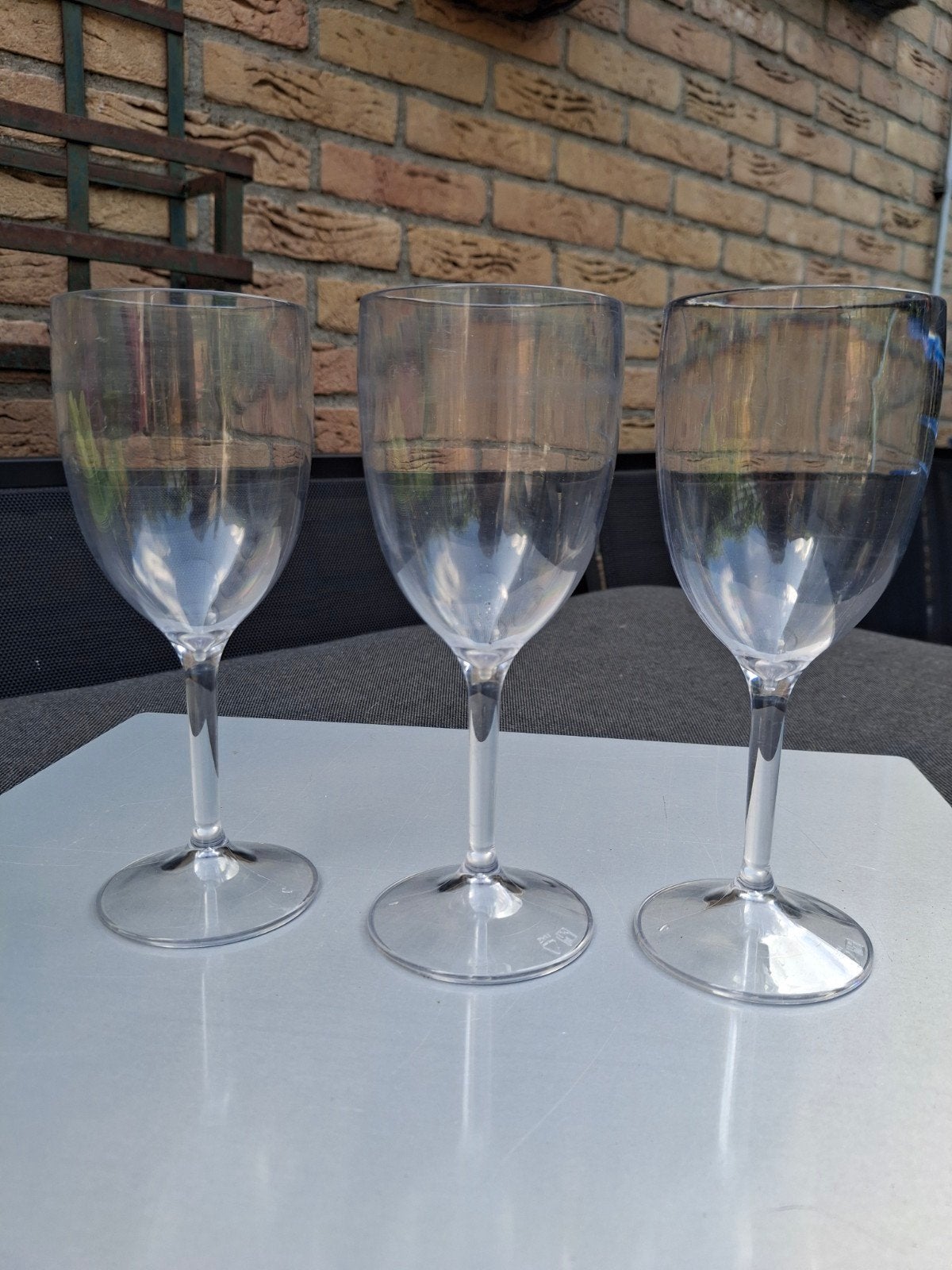 3 plastic wijnglazen - ideaal voor buiten of feestjes, Huis en Inrichting, Keuken | Keukenbenodigdheden, Ophalen of Verzenden