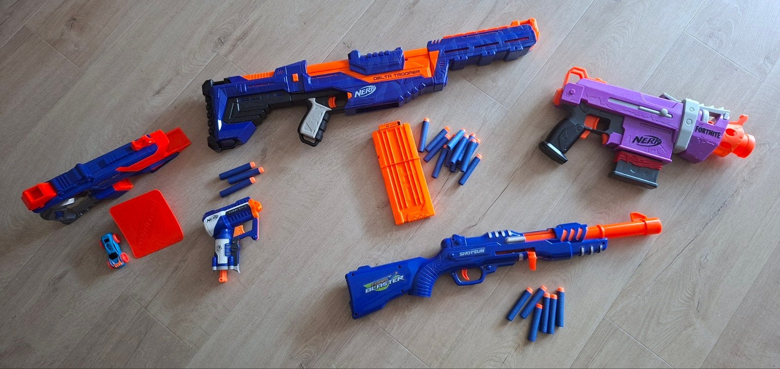 Partij Nerg guns / Nerf geweren oa Fortnite en DeltaTrooper, Ophalen of Verzenden