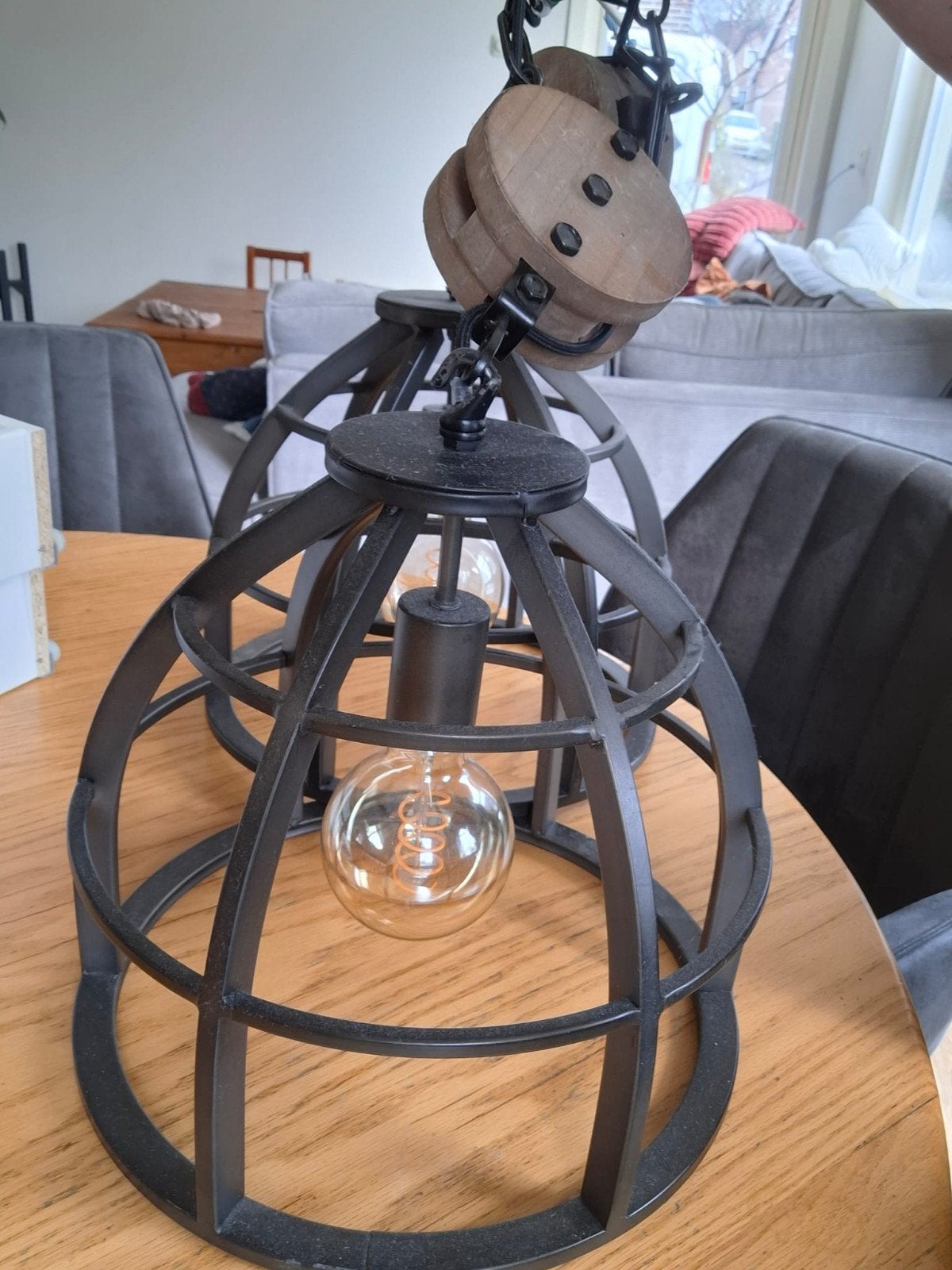 Set van 2 industriële hanglampen met katrol en kooi, Ophalen, Gebruikt, E27 (groot), Industrieel, Vintage