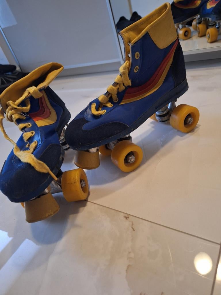 Mooie rolschaatsen - Retro stijl, Ophalen of Verzenden, Gebruikt, Dames