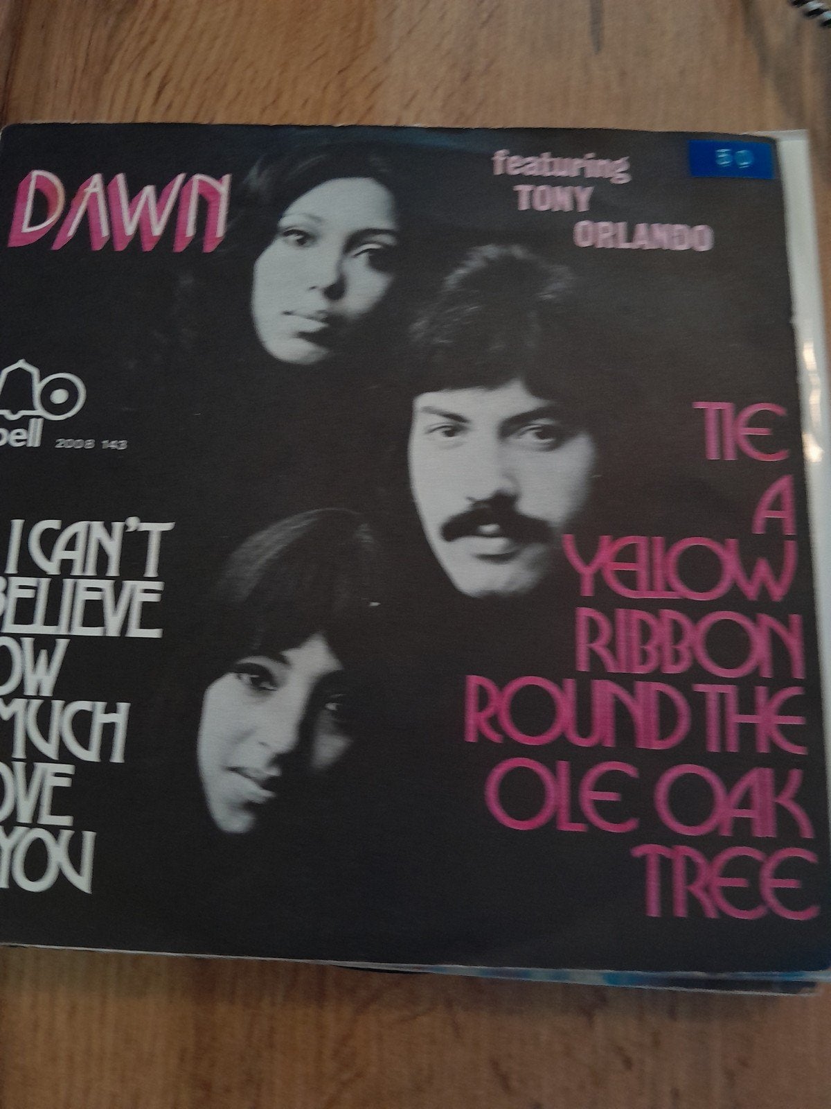 Dawn 7inch tie a yellow ribbon round the ole oak tree, Ophalen of Verzenden, Zo goed als nieuw, Pop