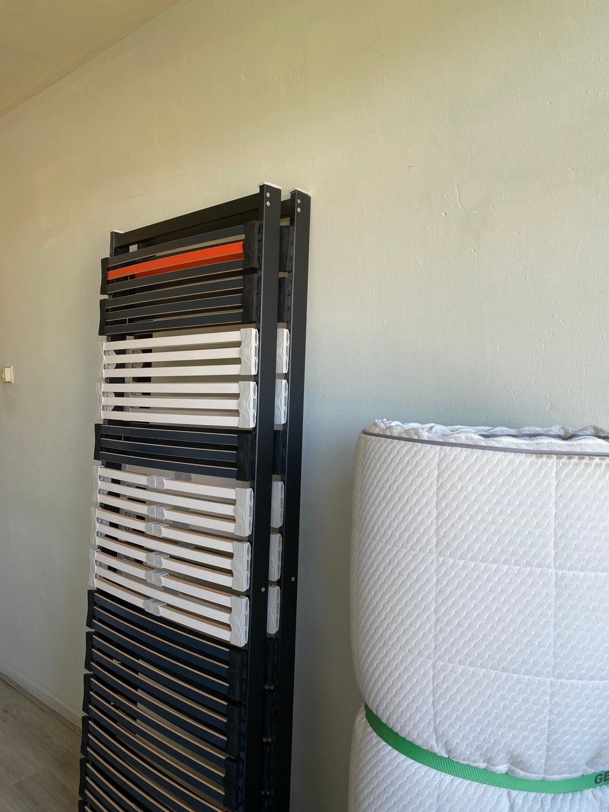 Topper + lattenbodem 140 x 200 cm, Ophalen, Zo goed als nieuw, Tweepersoons, 140 cm