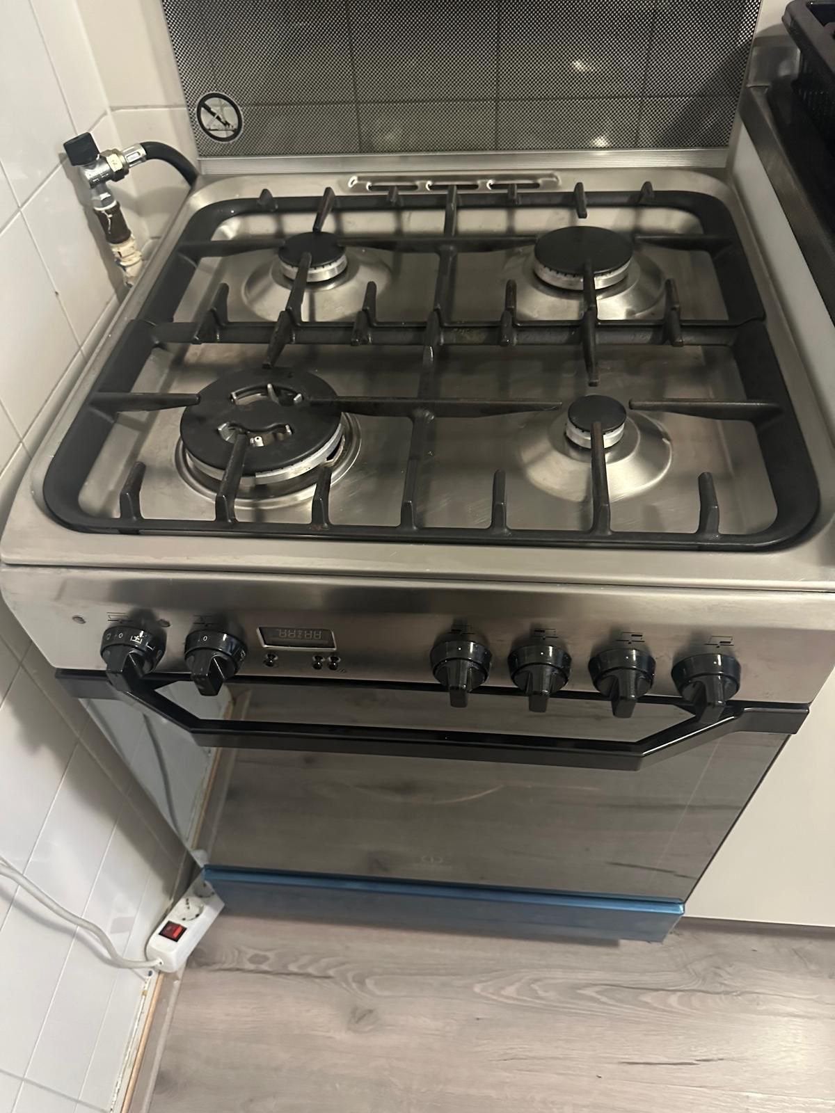 Indesit RVS Gasfornuis met Turbo Oven (60 cm) - Z.G.A.N., Witgoed en Apparatuur, Ophalen, 60 cm of meer, Zo goed als nieuw, Gas