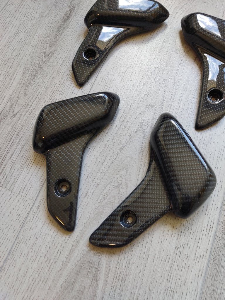 Carbon voetsteunen Vespa Sprint / Primavera NIEUW, Fietsen en Brommers, Info@jynkx.com, Nieuw, Ophalen of Verzenden, Piazza 99