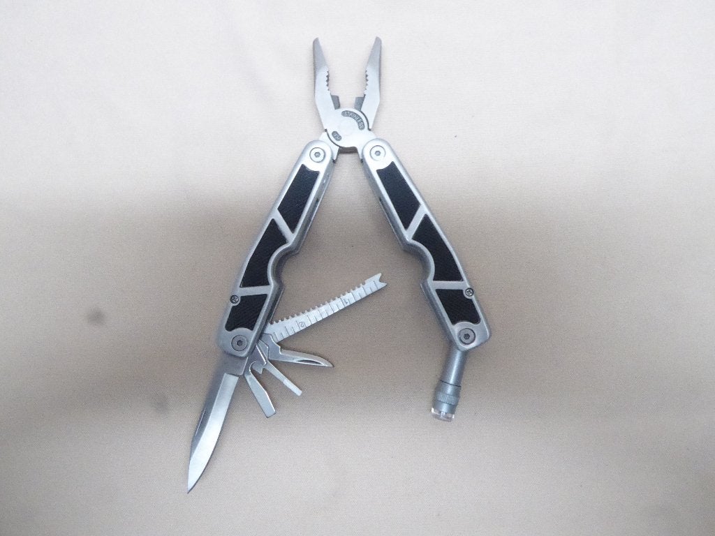 Multitool | zakmes | 7 in 1 | met diverse functies | nieuw, Hobby en Vrije tijd, Overige Hobby en Vrije tijd, Ophalen of Verzenden
