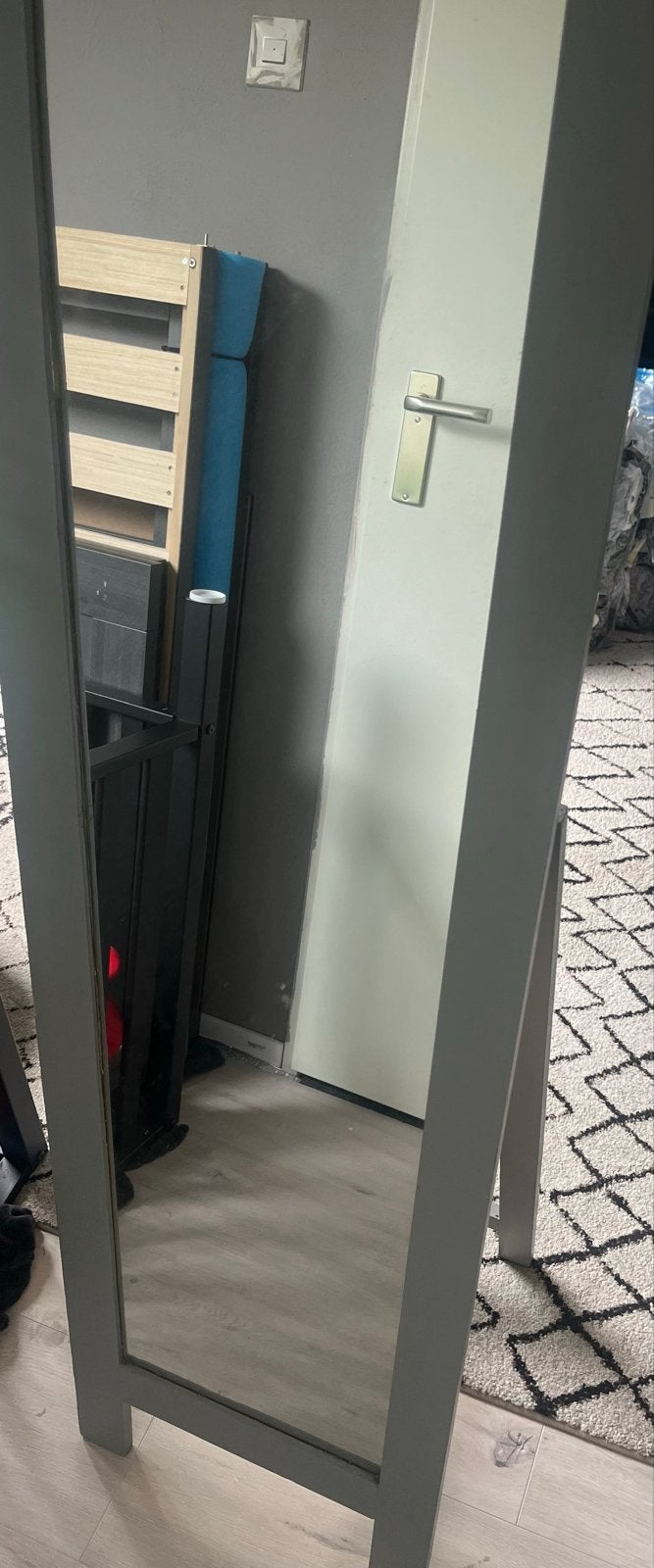 Grijze klapspiegel 130cm hoog, Huis en Inrichting, Woonaccessoires | Spiegels, Ophalen, Gebruikt, 100 tot 150 cm