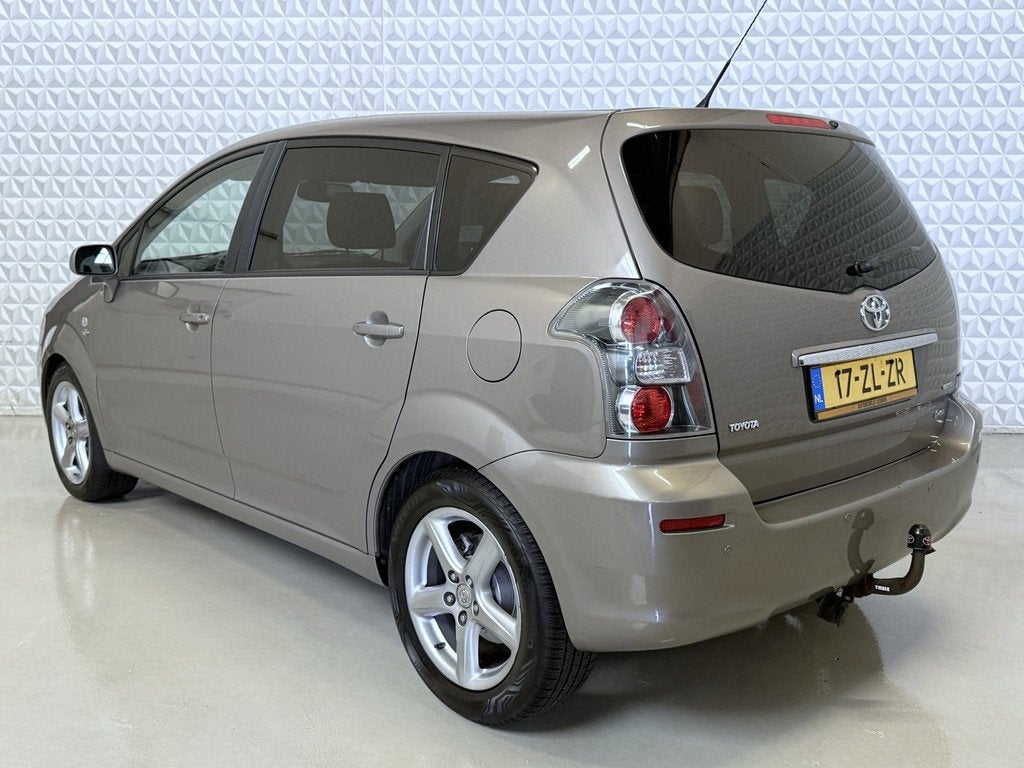 Toyota Verso 2.2 D-4D Luna APK/AIRCO/CRUISE/NAVI/TREKHAAK (2, Voorwielaandrijving, Gebruikt, 4 cilinders, Automatische klimaatregeling