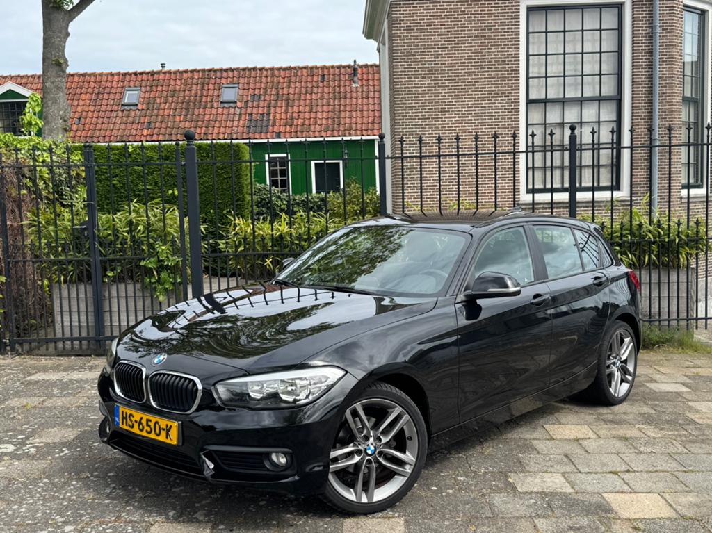 BMW 1-Serie 118i automaat - M-pakket - Origineel Nederlands, Auto's, Zwart, Origineel Nederlands, Bedrijf, 650 kg