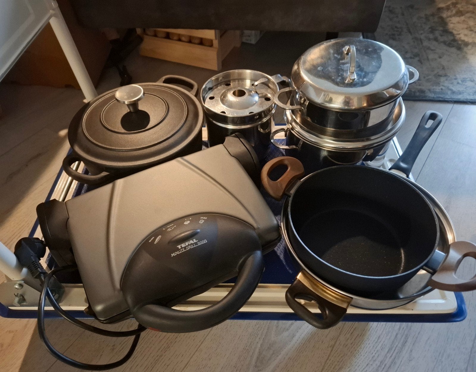 Diverse keurige keukenspullen wegens verhuizing, Ophalen, Overige typen, Zo goed als nieuw, Zwart