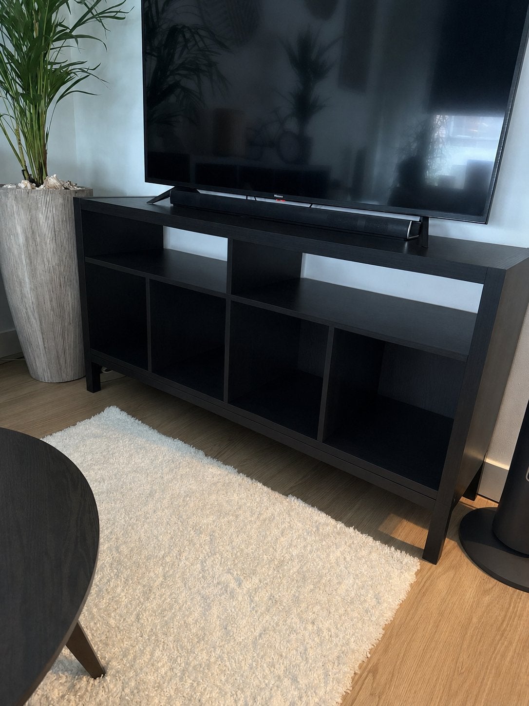 KALLAX Zwart tv-meubel met onderstel, Ophalen, 100 tot 150 cm, Zo goed als nieuw, 25 tot 50 cm
