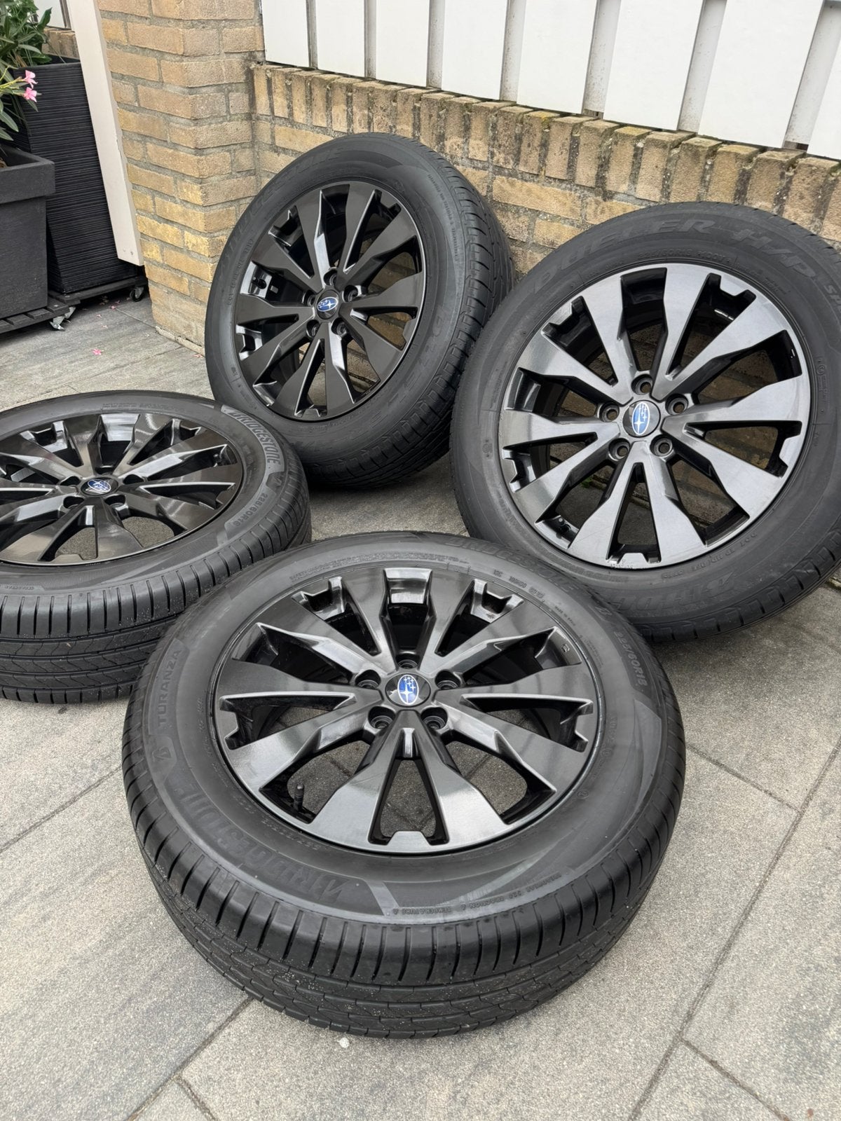 18 inch Originele Subaru Outback velgen banden, Auto-onderdelen, Banden en Velgen, Ophalen, 18 inch, Banden en Velgen, Bestelwagen