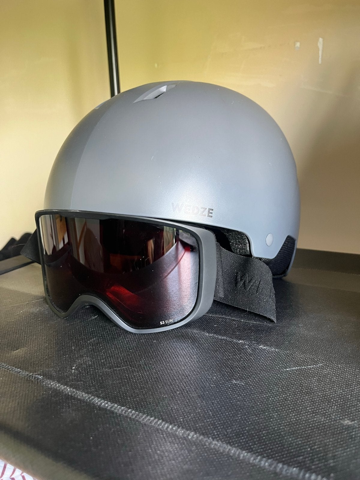 Wedze skihelm met skibril - Maat L (59-62cm), Ophalen of Verzenden, Zo goed als nieuw, Maat 42/44 (L), Overige typen