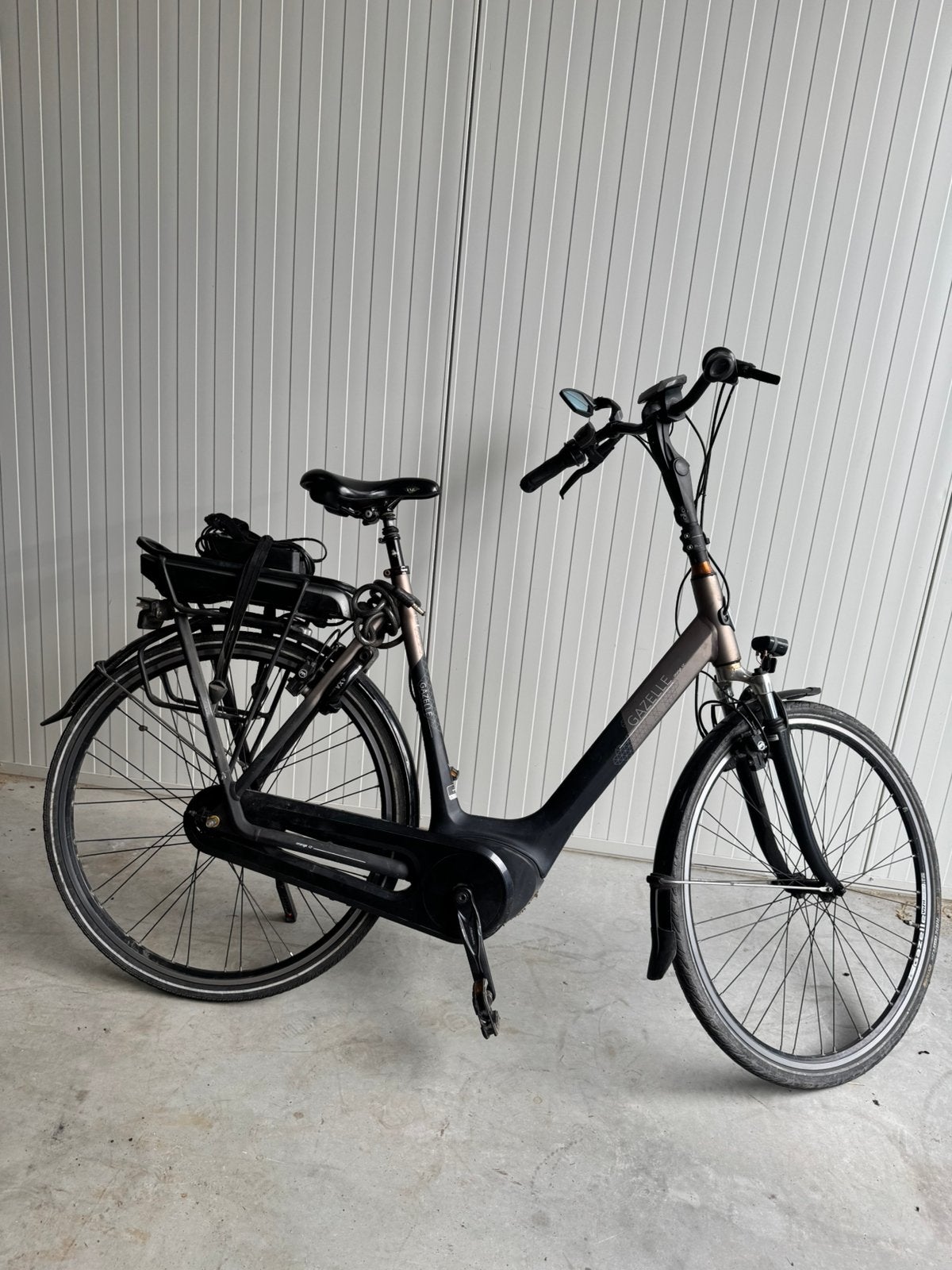28 Inch Gazelle E-Bike fiets - Bosch motor, Ophalen, Velgrem, Versnellingen, 0 zitjes