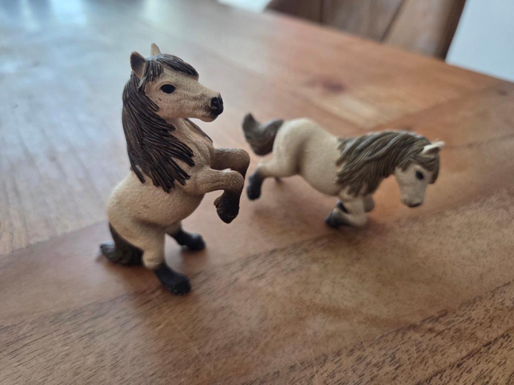 Diverse Schleich paarden en een ezel, Ophalen of Verzenden
