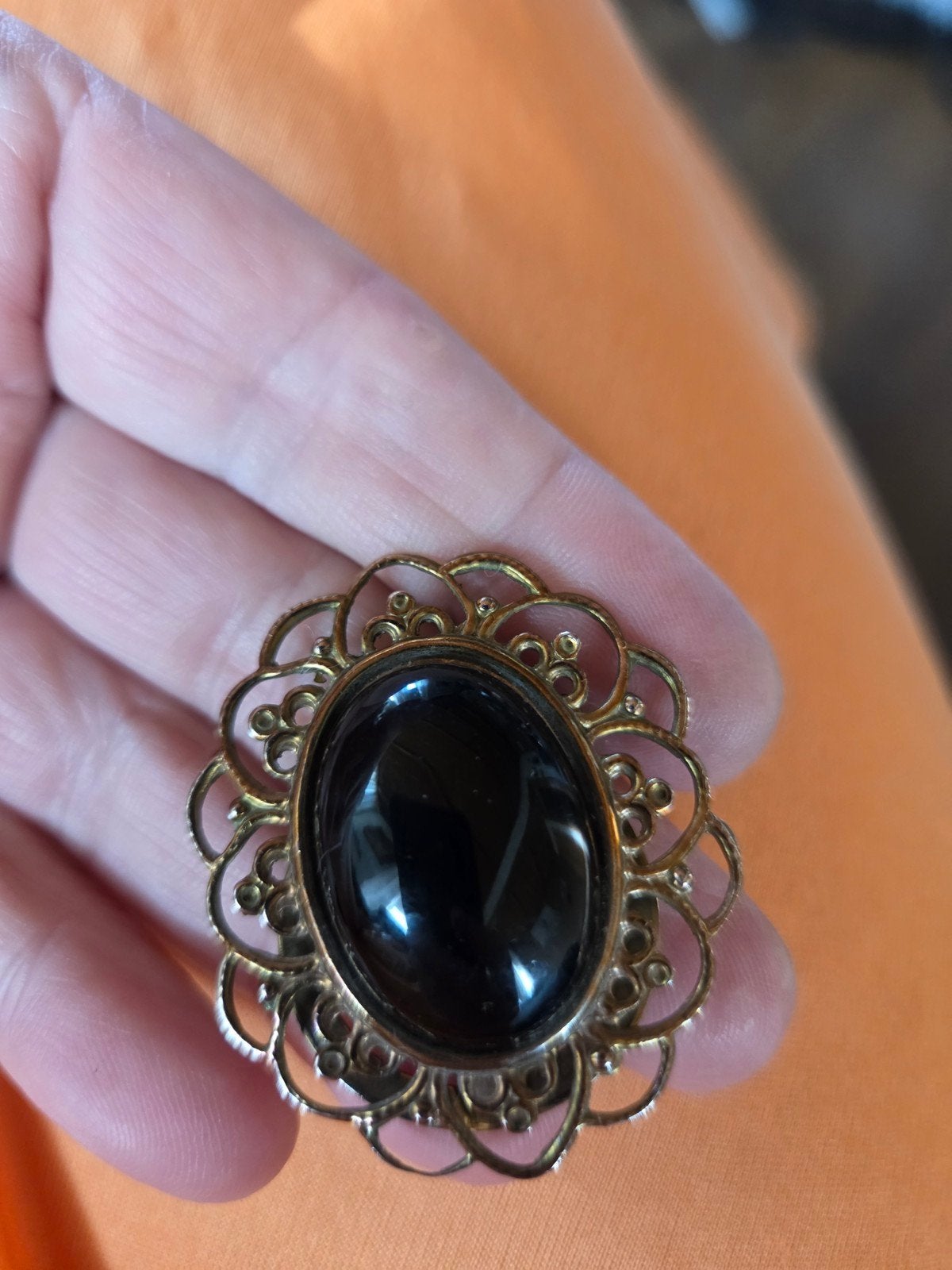 Vintage broche met zwarte steen - Elegante klem, Overige materialen, 4 tot 7 cm, Gebruikt, Zwart