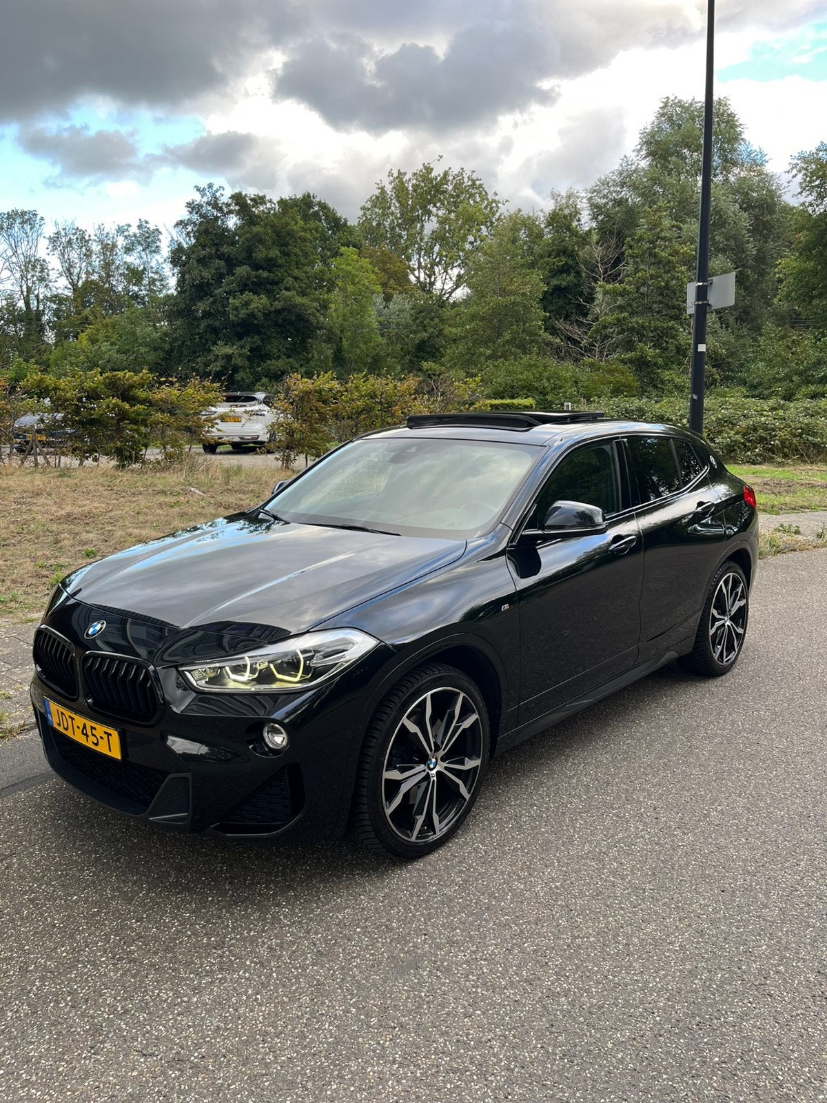 BMW X2 Xdrive20i 192pk Aut 2018 Zwart | M sport pakket| Pano, Automaat, X2, 2000 kg, Alcantara