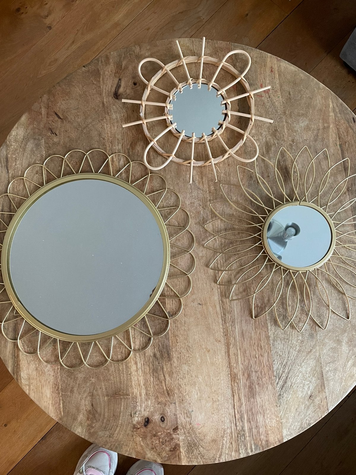 3 gouden / rotan spiegels, Ophalen, Minder dan 50 cm, Rond, Zo goed als nieuw