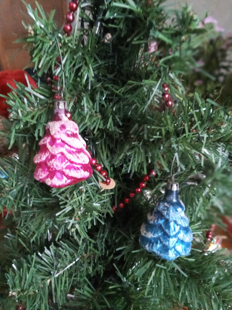 2 leuke oude kerstballen model kerstboompjes gesuikerd, Ophalen of Verzenden, Gebruikt