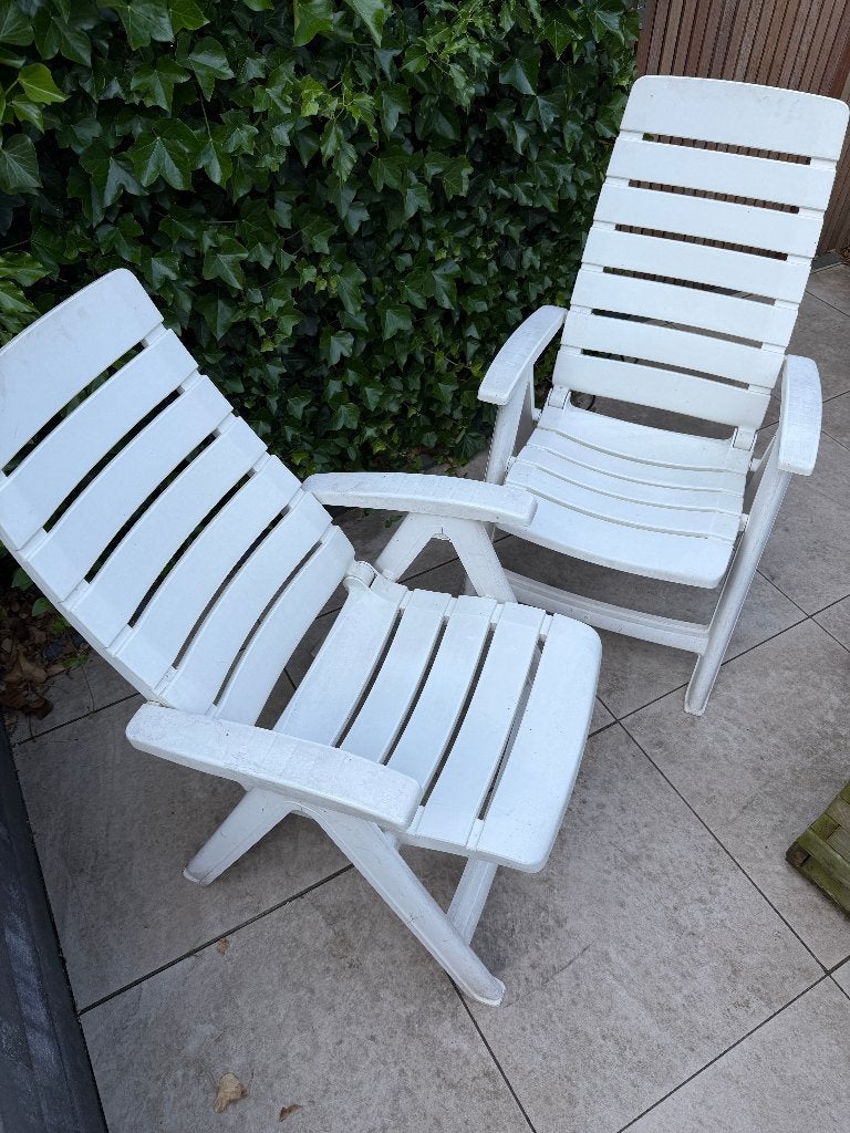 2 tuinstoelen gratis af te halen, Tuin en Terras, Tuinstoelen, Ophalen, Gebruikt, Kunststof, Inklapbaar