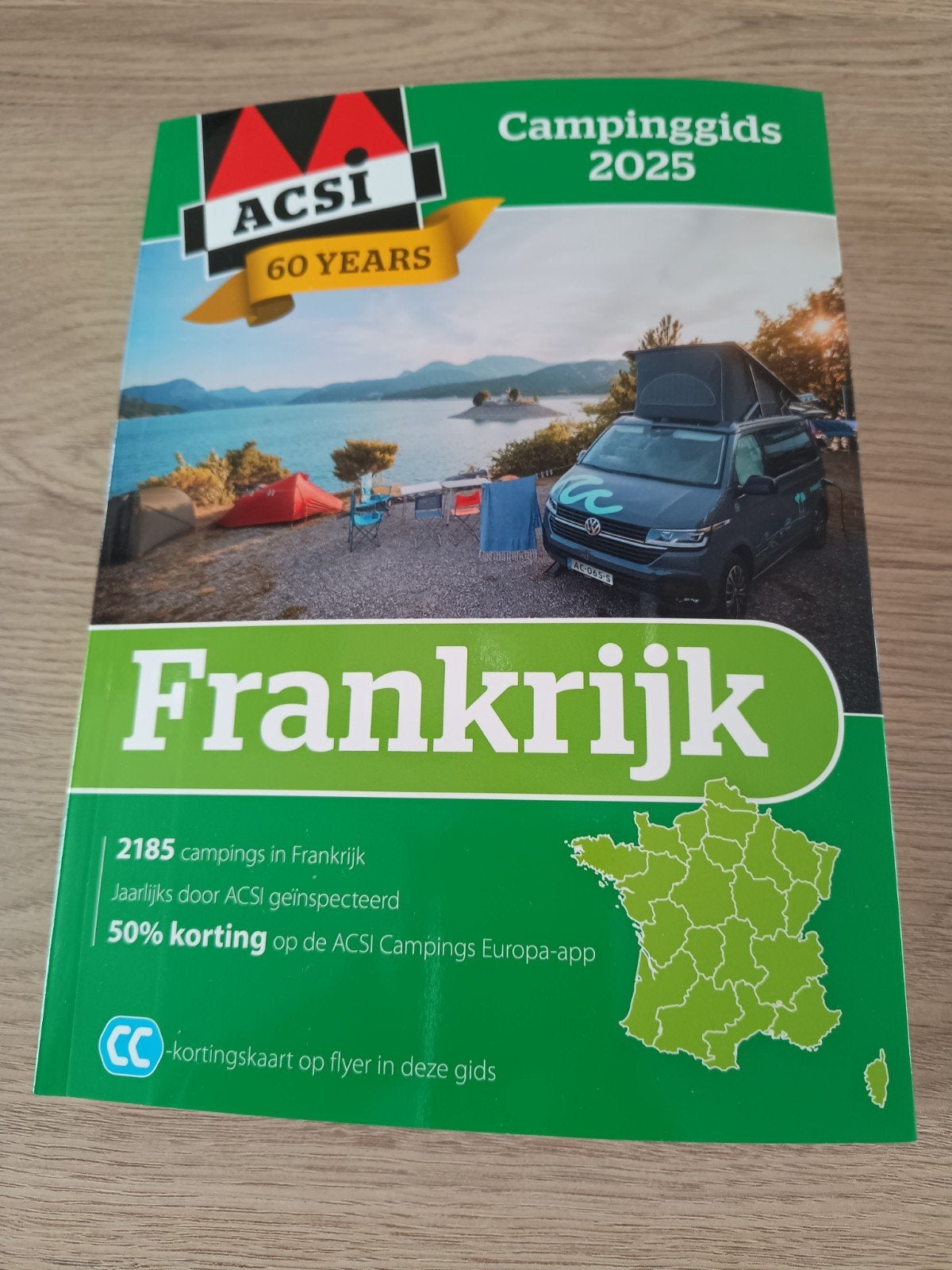 Campinggids Frankrijk 2025, Ophalen of Verzenden, Gelezen, Europa, Overige merken