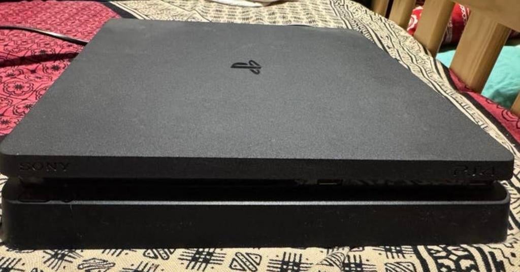 Sony PlayStation 4 Slim Console, Ophalen, Zonder controller, Slim, 500 GB