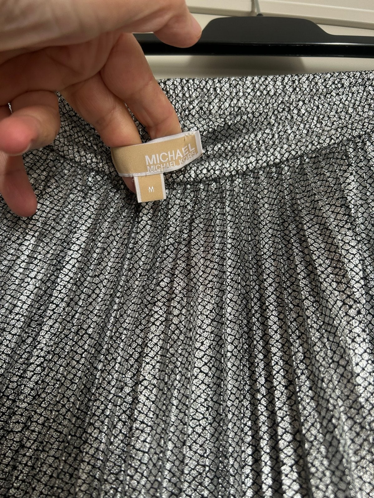 Nieuwe Michael Kors plissé rok maat M zilver, Maat 38/40 (M), Nieuw, Ophalen of Verzenden, Grijs