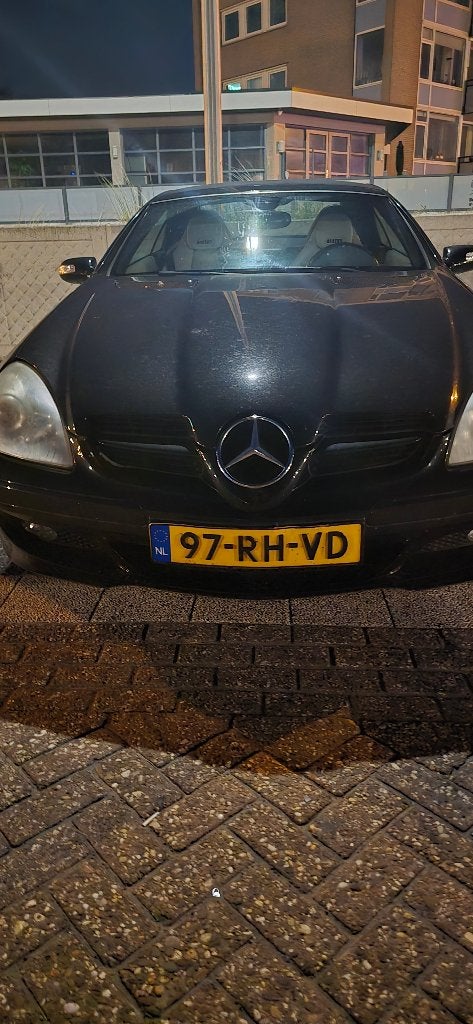 Mercedes-Benz SLK 1.8 Slk200 Kompr Roadster AUT 2005 Zwart, Auto's, Automaat, Euro 5, Achterwielaandrijving, Zwart