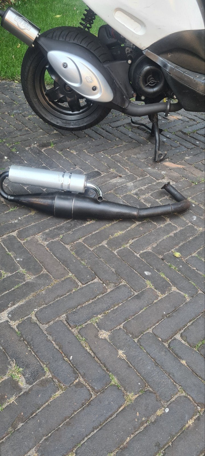 Piaggio 2t terugloop uitlaat, Fietsen en Brommers, Brommeronderdelen | Scooters, Ophalen of Verzenden, Zo goed als nieuw, Uitlaat