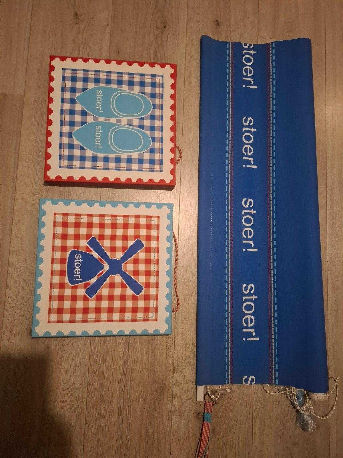 Stoer! Wanddecoratie en rolgordijn set Lief, Ophalen of Verzenden, Gebruikt, Wanddecoratie